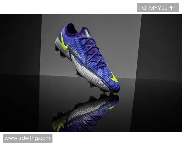 耐克欧冠足球鞋助力球星征战赛场展现顶级竞技表现